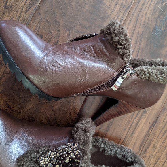 Brown ankle boots - Picture 3 of 6